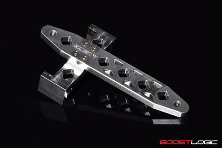 Boost Logic billet aluminum lightweight battery bracket detail